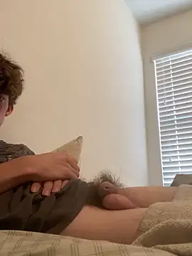 Snapshot of lil_dick_wonder chatting on September 18, 2025, 10:23 pm lil dick wonder online show from September 18, 2025, 10:23 pm