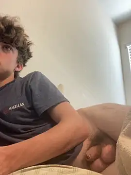 Snapshot of lil_dick_wonder chatting on October 14, 2025, 5:14 pm lil dick wonder online show from October 14, 2025, 5:14 pm