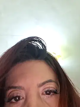 Anayssa  online show from February 13, 2026, 5:53 pm