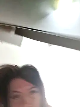 Anayssa  online show from April 2, 2026, 7:28 am