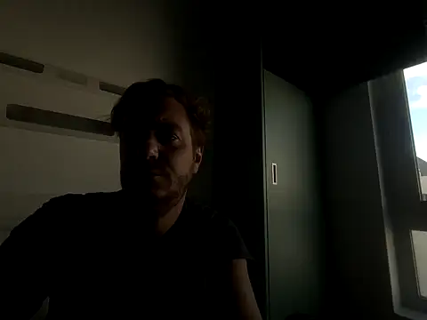 Snapshot of 3615-ULLA chatting on September 29, 2025, 3:17 pm 3615-ULLA online show from September 29, 2025, 3:17 pm