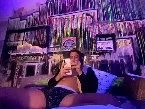 Snapshot of 3615-ULLA chatting on October 23, 2025, 11:35 pm 3615-ULLA online show from October 23, 2025, 11:35 pm