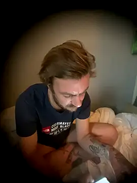 3615-ULLA online show from November 5, 2025, 4:07 pm