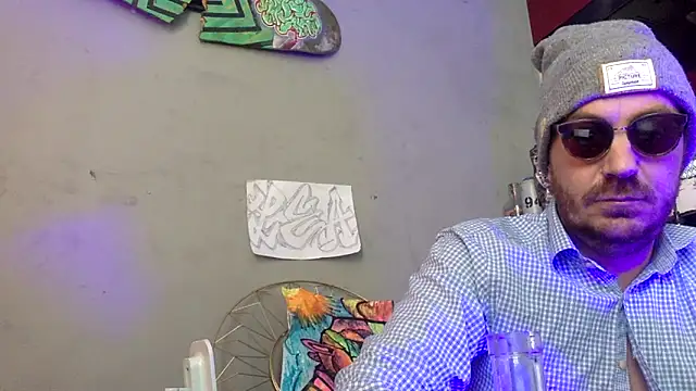 3615-ULLA online show from March 12, 2026, 7:36 am