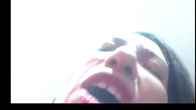 Snapshot of LITACAM chatting on October 17, 2025, 4:37 am LITACAM online show from October 17, 2025, 4:37 am