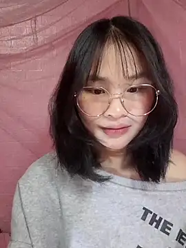 saronla 03 online show from February 4, 2026, 8:58 pm