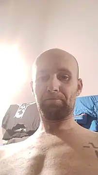 SmallButCrazy online show from February 27, 2026, 9:53 am