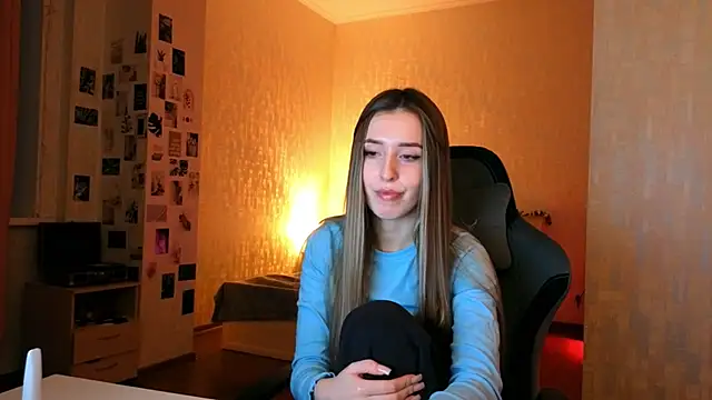 yourrdanceteacher online show from December 18, 2025, 8:48 pm