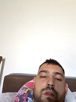 Snapshot of flr196 chatting on October 20, 2025, 9:21 am flr196 online show from October 20, 2025, 9:21 am