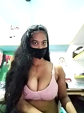 desiqueensneha online show from September 15, 2025, 3:01 pm