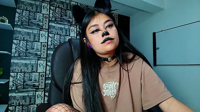 Snapshot of Mia_Morelli_ chatting on October 2, 2025, 4:52 am Mia Morelli  online show from October 2, 2025, 4:52 am