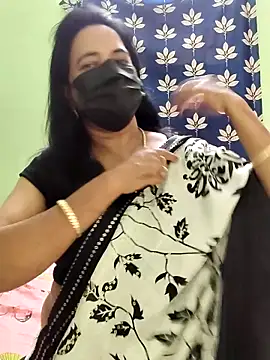 Snapshot of mallu-lover chatting on October 22, 2025, 8:14 am mallu-lover online show from October 22, 2025, 8:14 am