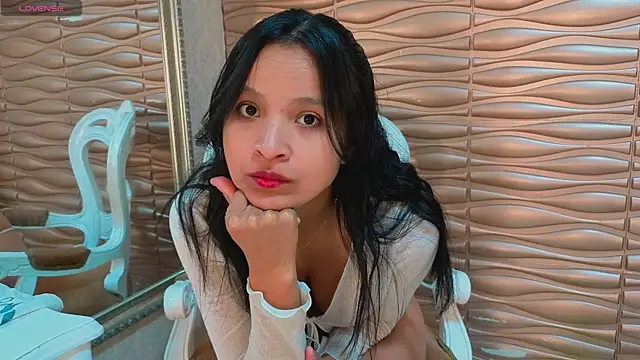 Miladiosa online show from July 4, 2026, 11:49 am