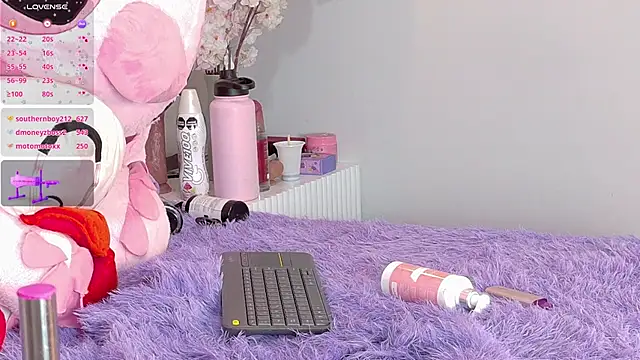 Snapshot of amy_miller1 chatting on February 12, 2026, 3:01 am amy miller1 online show from February 12, 2026, 3:01 am