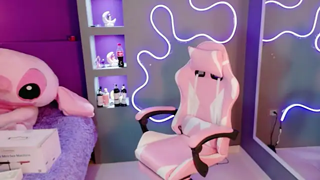 Snapshot of amy_miller1 chatting on March 13, 2026, 8:26 pm amy miller1 online show from March 13, 2026, 8:26 pm