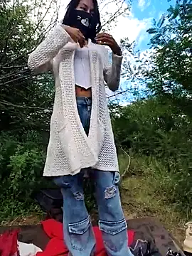 Snapshot of NaughtyMiuw chatting on March 6, 2026, 7:54 pm NaughtyMiuw online show from March 6, 2026, 7:54 pm