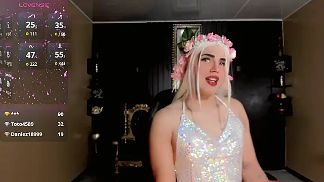 Snapshot of Kimberly_Vazquez chatting on October 11, 2025, 3:06 am Kimberly Vazquez online show from October 11, 2025, 3:06 am