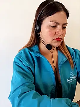 LUCIANA  99 online show from September 23, 2025, 2:42 pm