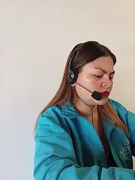 LUCIANA  99 online show from September 26, 2025, 4:11 pm