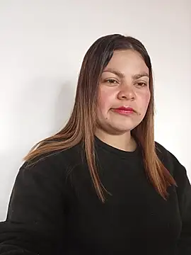 LUCIANA  99 online show from October 20, 2025, 4:18 pm