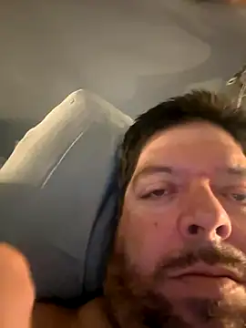 willama111970 online show from October 13, 2025, 1:22 pm