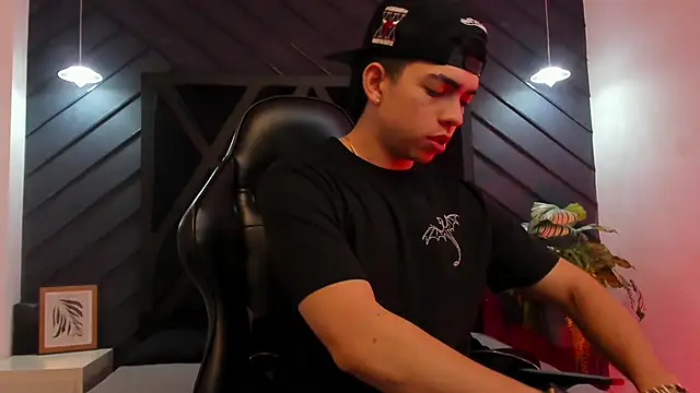 Eryonbradley online show from January 19, 2026, 11:25 am