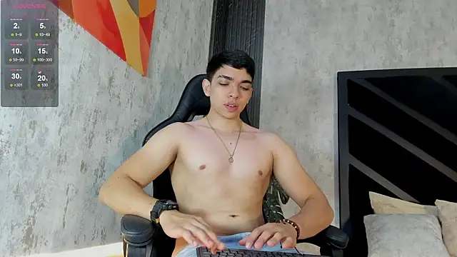 Eryonbradley online show from June 20, 2026, 12:03 am