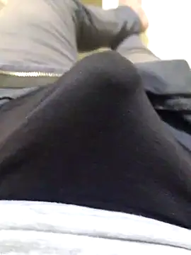 JoaoPedro17cm online show from September 15, 2025, 1:11 pm