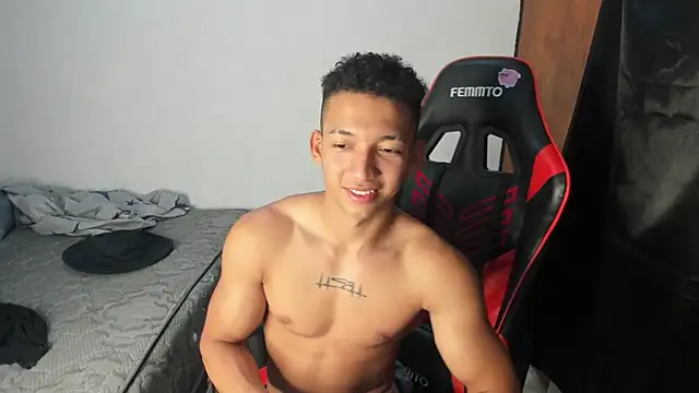 Snapshot of JuanchiT66 chatting on February 21, 2026, 2:01 am JuanchiT66 online show from February 21, 2026, 2:01 am