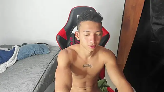 Snapshot of JuanchiT66 chatting on March 2, 2026, 5:08 am JuanchiT66 online show from March 2, 2026, 5:08 am