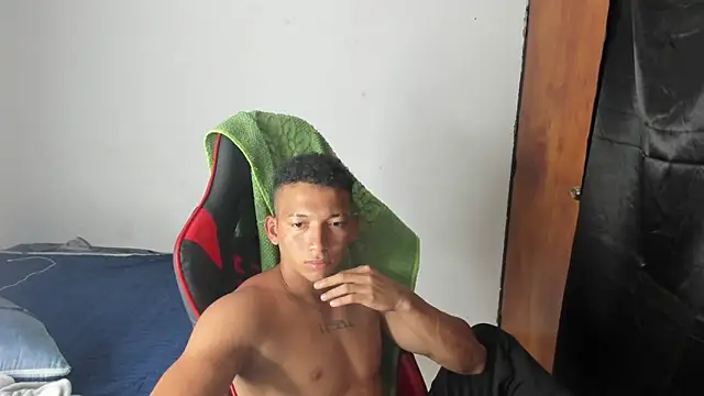 Snapshot of JuanchiT66 chatting on March 15, 2026, 3:34 am JuanchiT66 online show from March 15, 2026, 3:34 am