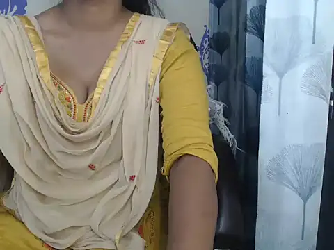 Love-Sex Love online show from February 19, 2026, 4:25 pm