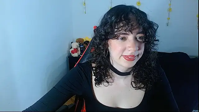 sajecrismaa online show from May 21, 2026, 8:05 pm