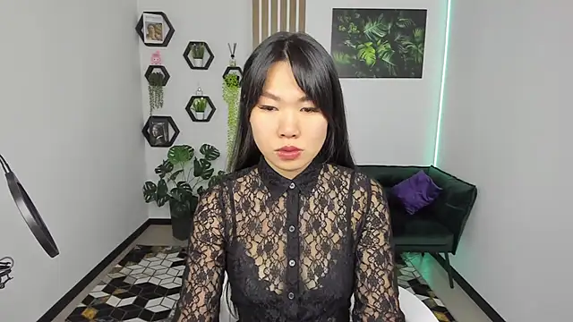 LunaPurrr online show from October 7, 2025, 11:13 pm