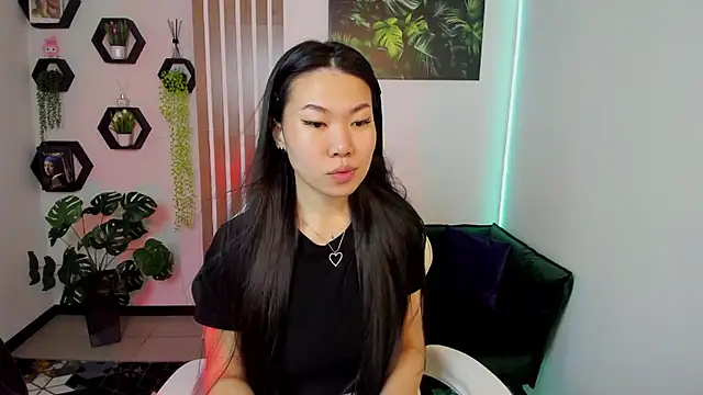 LunaPurrr online show from January 19, 2026, 12:03 am