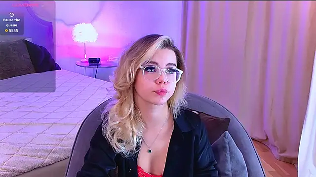 PrincessSlay online show from September 29, 2025, 5:34 am