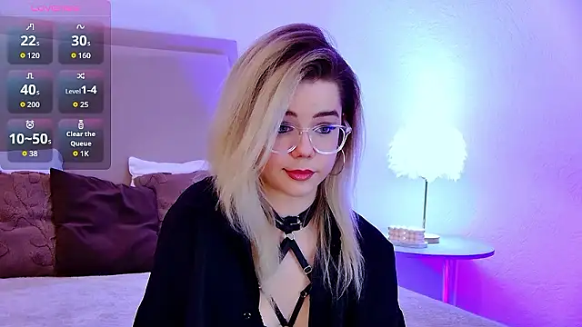 Snapshot of PrincessSlay chatting on March 26, 2026, 5:35 am PrincessSlay online show from March 26, 2026, 5:35 am