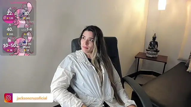 Snapshot of MiaVillalobos chatting on October 7, 2025, 12:02 pm MiaVillalobos online show from October 7, 2025, 12:02 pm