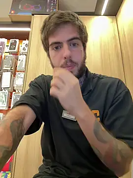 Snapshot of kirschxp chatting on March 13, 2026, 9:43 pm kirschxp online show from March 13, 2026, 9:43 pm