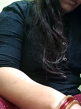 Ankitabhabhihot online show from October 7, 2025, 8:06 pm