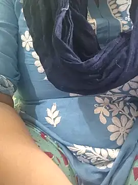 Ankitabhabhihot online show from October 25, 2025, 4:31 am