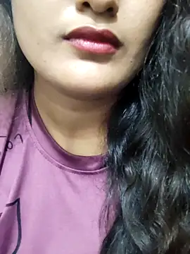 Cute pinkii online show from November 24, 2025, 7:46 pm