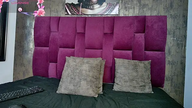 Snapshot of sophiasweet__1 chatting on October 7, 2025, 12:24 pm sophiasweet  1 online show from October 7, 2025, 12:24 pm