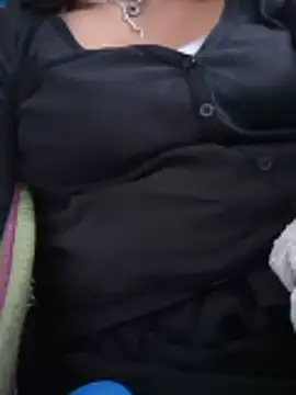 Snapshot of azucena1705 chatting on October 24, 2025, 3:19 pm azucena1705 online show from October 24, 2025, 3:19 pm