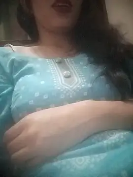 Snapshot of preet-kaur-123 chatting on October 28, 2025, 7:56 am preet-kaur-123 online show from October 28, 2025, 7:56 am