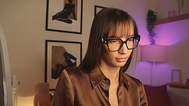 midnightbby  online show from January 13, 2026, 5:18 pm