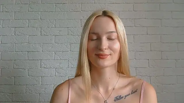 Alice Sweet 01 online show from June 18, 2026, 10:09 am