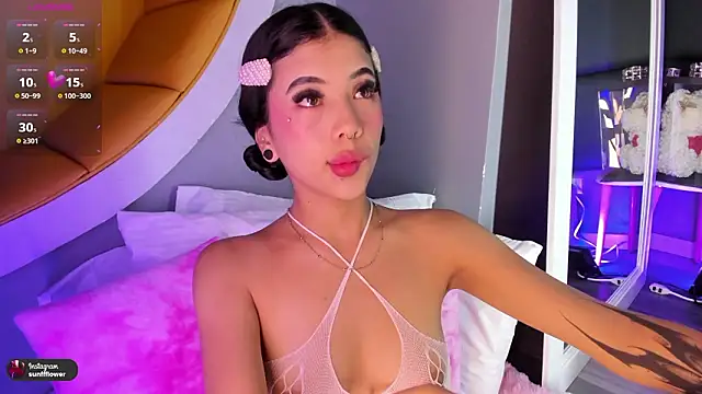 Brooke monroe online show from March 10, 2026, 9:42 pm