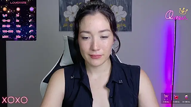 Snapshot of Eliih_01 chatting on March 8, 2026, 10:24 pm Eliih 01 online show from March 8, 2026, 10:24 pm