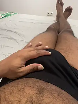 Madu0999 online show from October 27, 2025, 6:56 pm